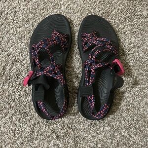 Chaco, size 9